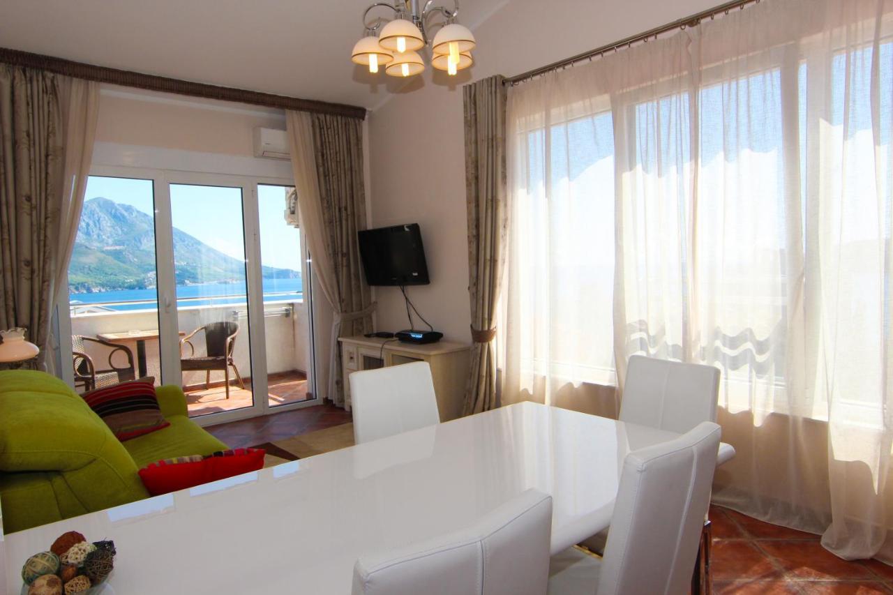 Lux M & A Apartment Budva
