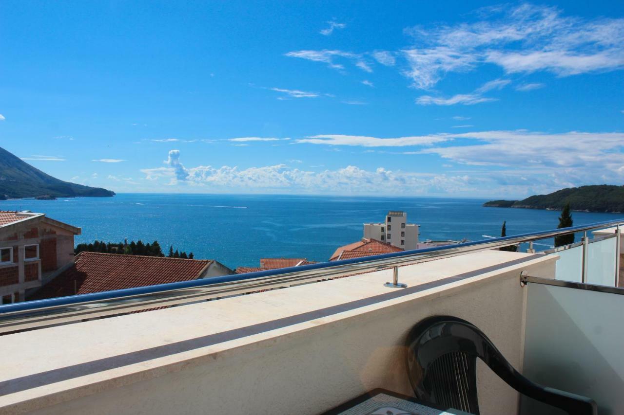 Lux M & A Budva