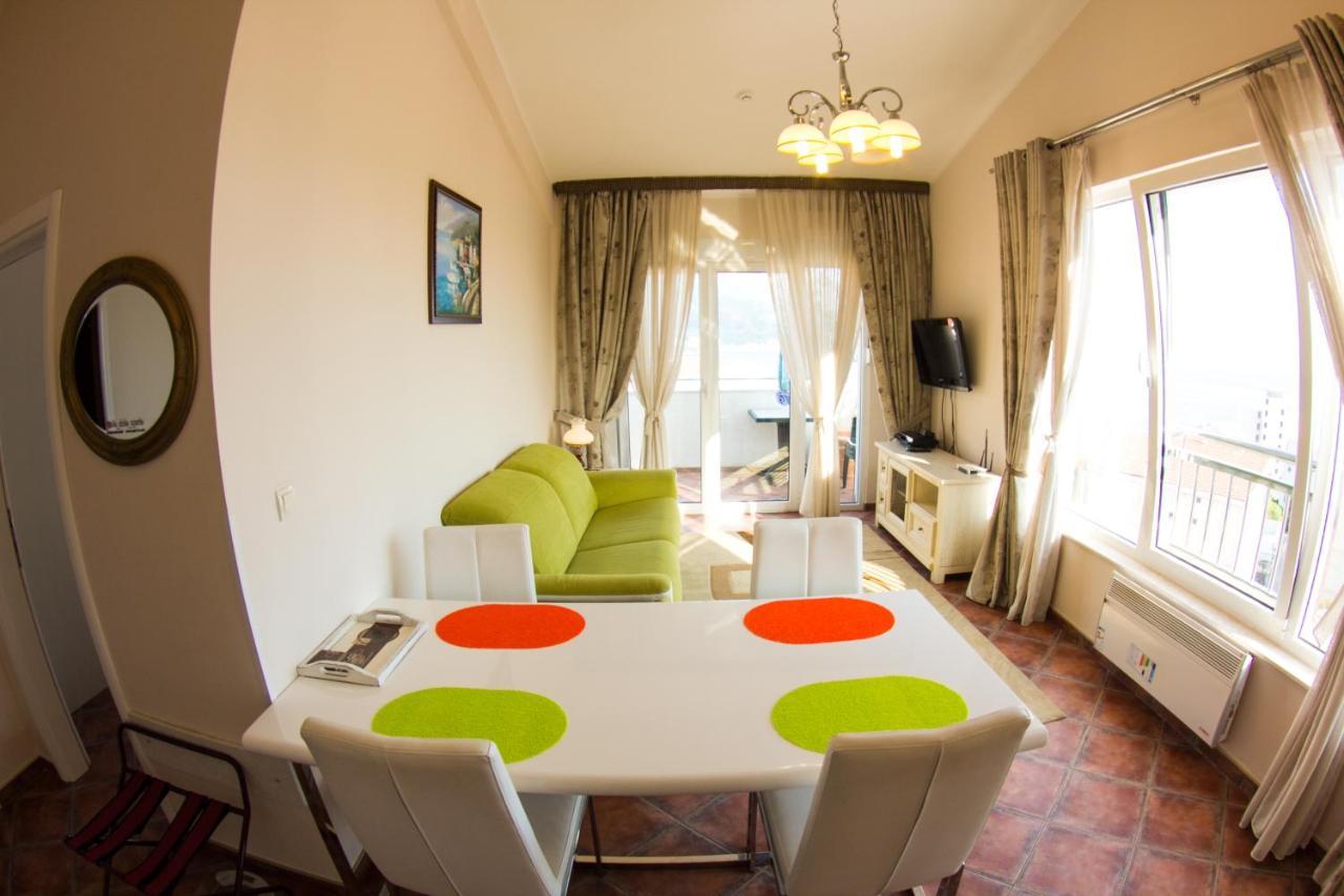 Apartment Lux M & A