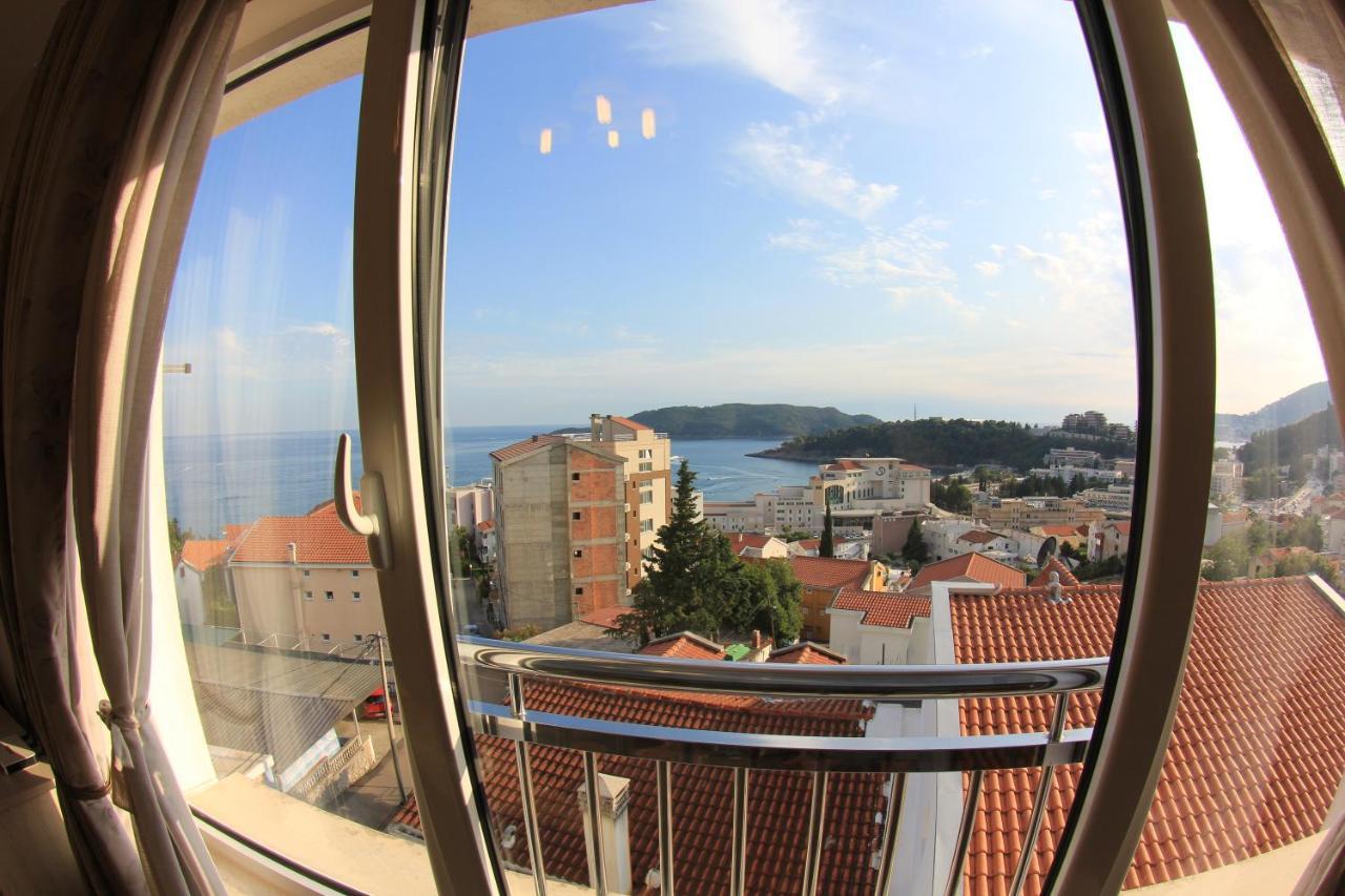 Lux M & A Apartment *