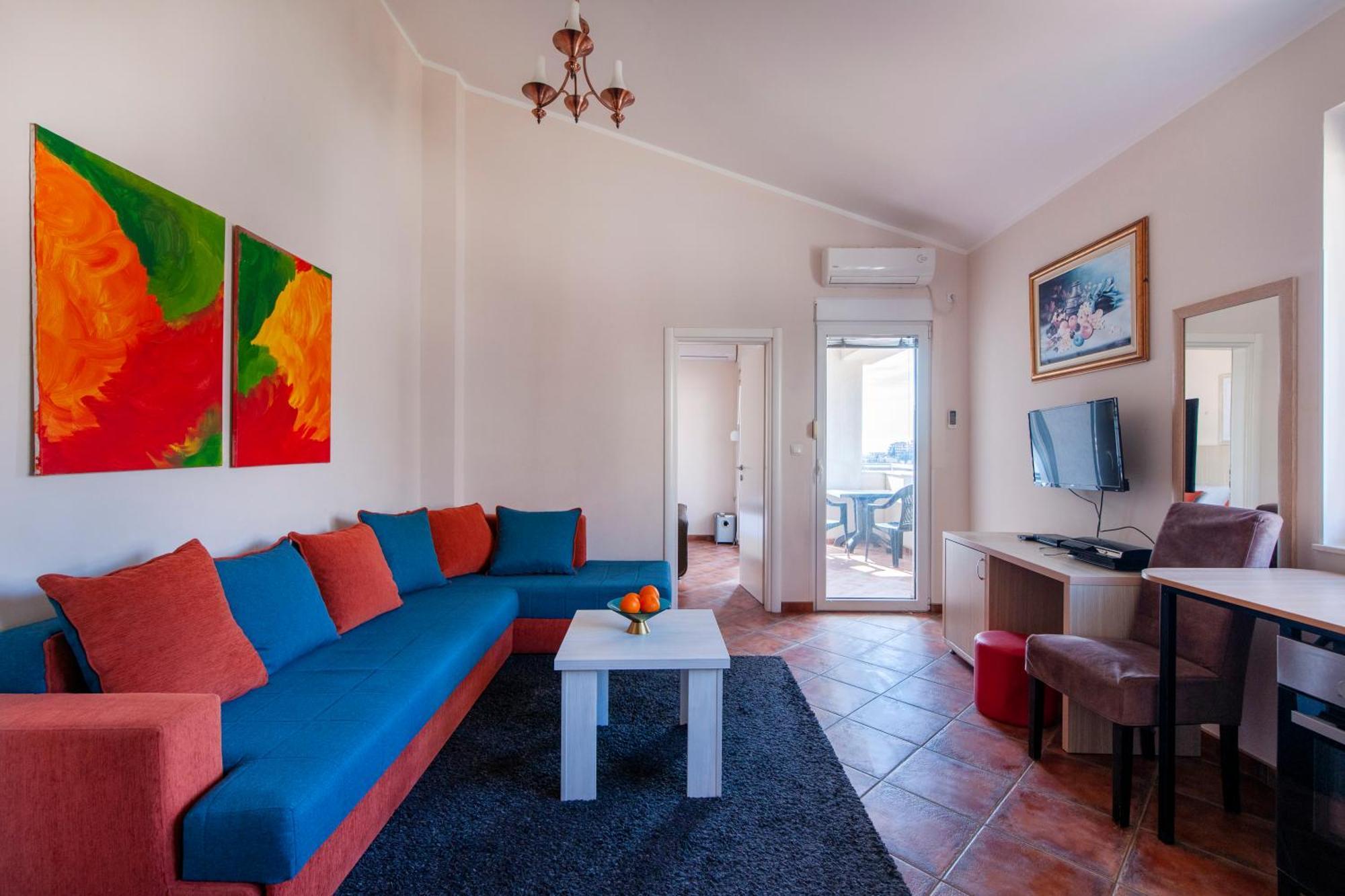 Lux M & A Daire Budva